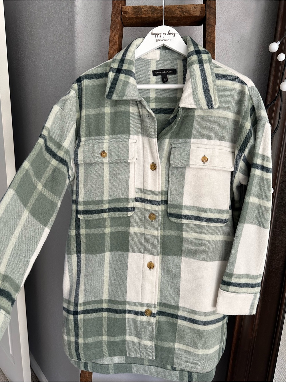Banana Republic Sage, Ivory and Slate Plaid Shirt Jacket, size medium - Picture 9 of 16